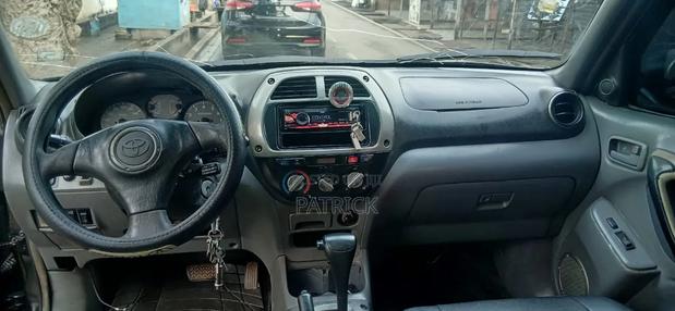 Toyota RAV4 2004 Black