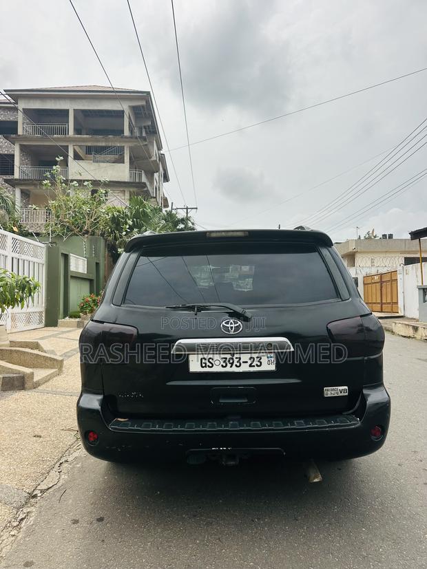 Toyota Sequoia 2016 Black