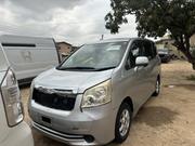 Toyota Noah 2.0 143hp AWD (8 Seater) 2013 Silver for sale