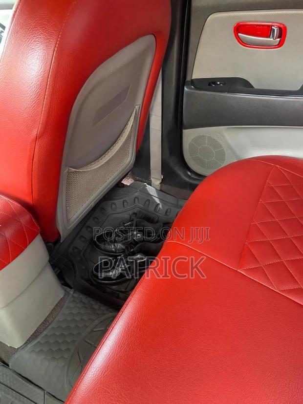 Hyundai Elantra Touring GLS 2010 Black
