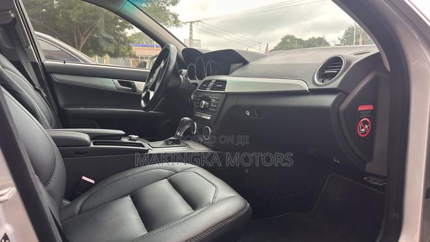 Mercedes-Benz C250 2012 Silver