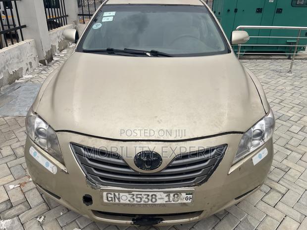 Toyota Camry 2008 Gold