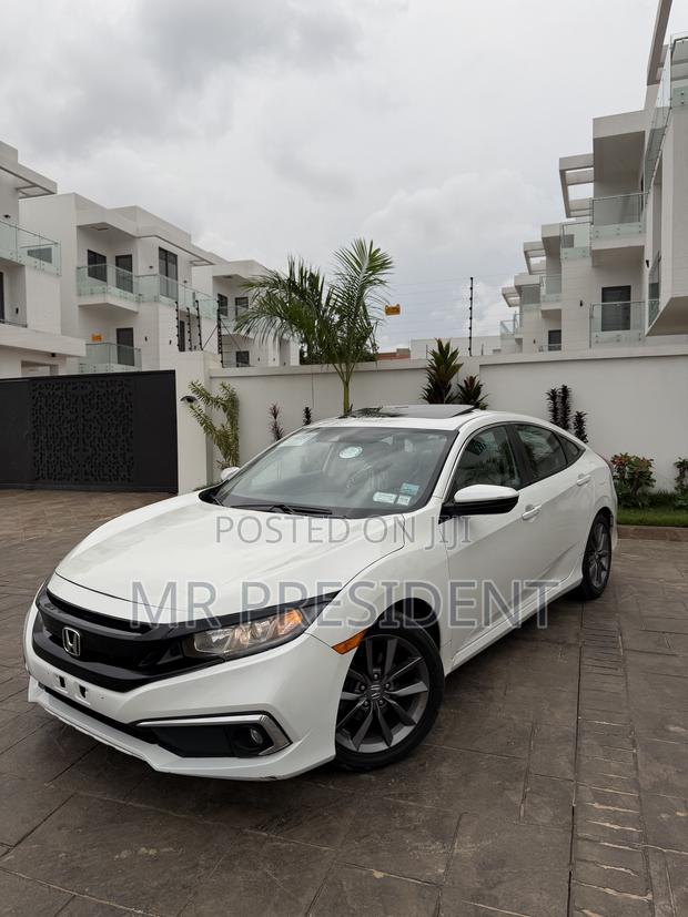 Honda Civic EX Sedan 2019 White