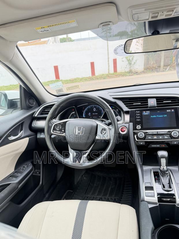 Honda Civic EX Sedan 2019 White