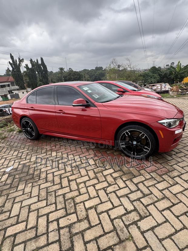 BMW 330i 2017 Red