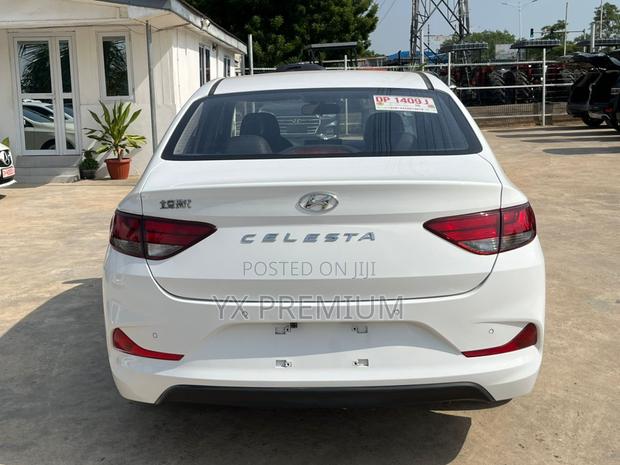 Hyundai Accent SE 2021 White