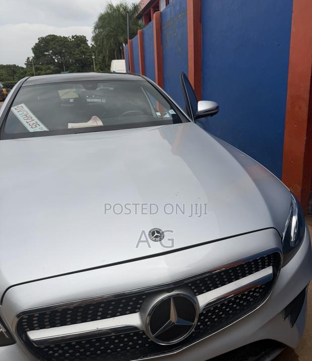 Mercedes-Benz E300 2019 Gray