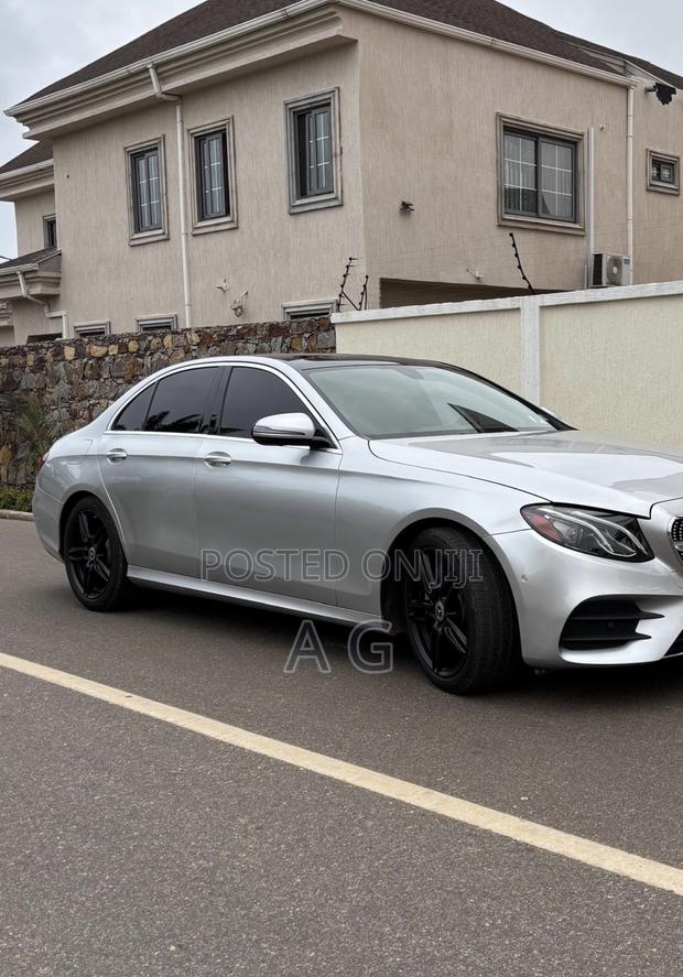 Mercedes-Benz E300 2019 Gray