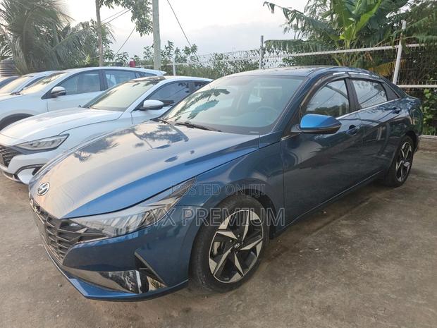 Hyundai Elantra SE 2021 Blue