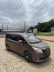 Toyota Noah 2.0 FWD (7 Seater) 2014 Brown for sale