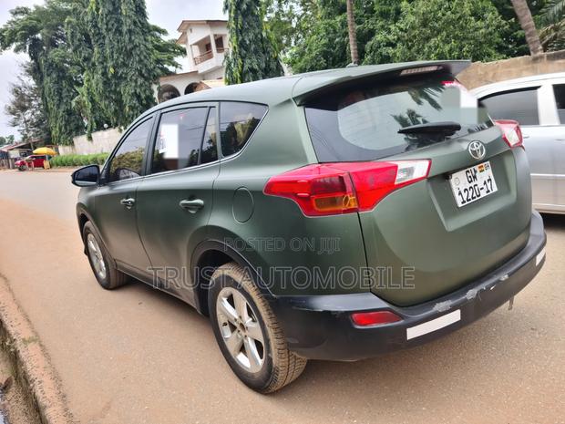 Toyota RAV4 2014 Green