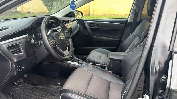 Toyota Corolla S Plus 4dr Sedan (1.8L 4cyl CVT) 2016 Gray