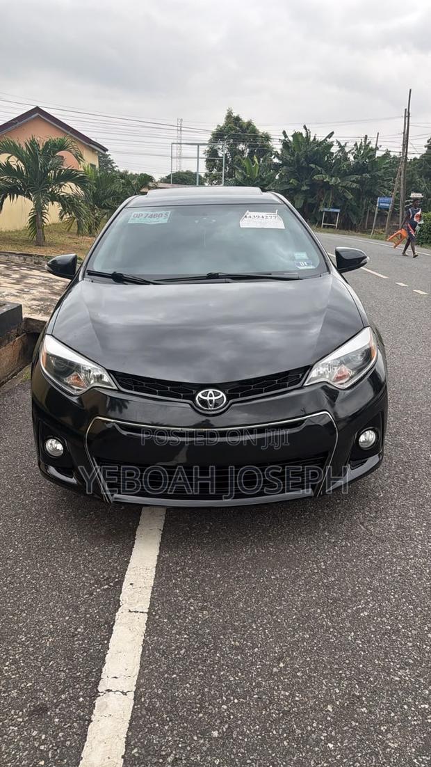 Toyota Corolla S Plus 4dr Sedan (1.8L 4cyl CVT) 2016 Gray