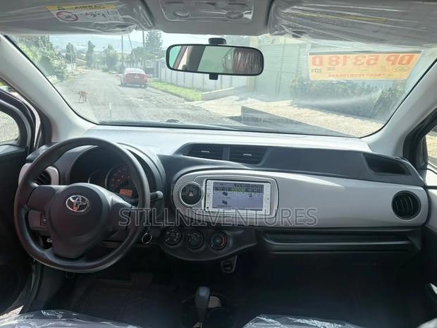 Toyota Vitz 2014 Green