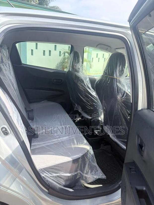 Toyota Vitz 2014 Green