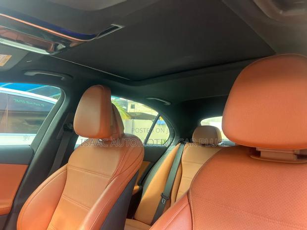 Mercedes-Benz C300 2022 Black