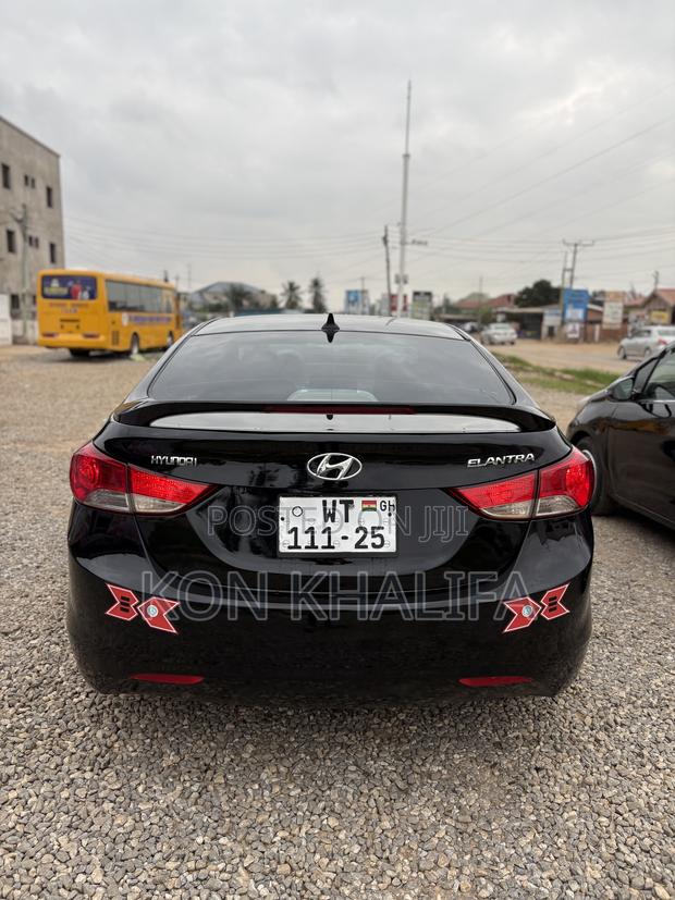 Hyundai Elantra 2013 Black