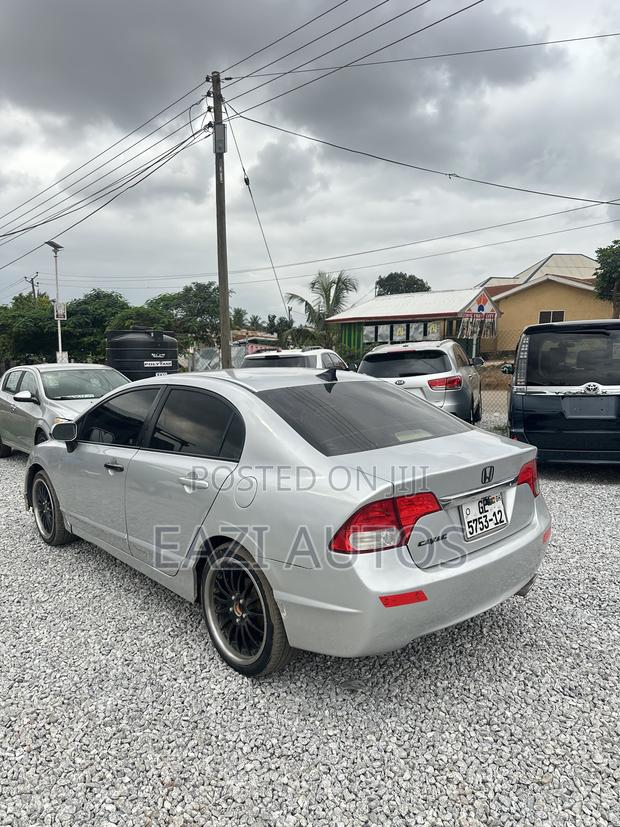 Honda Civic 2010 Silver