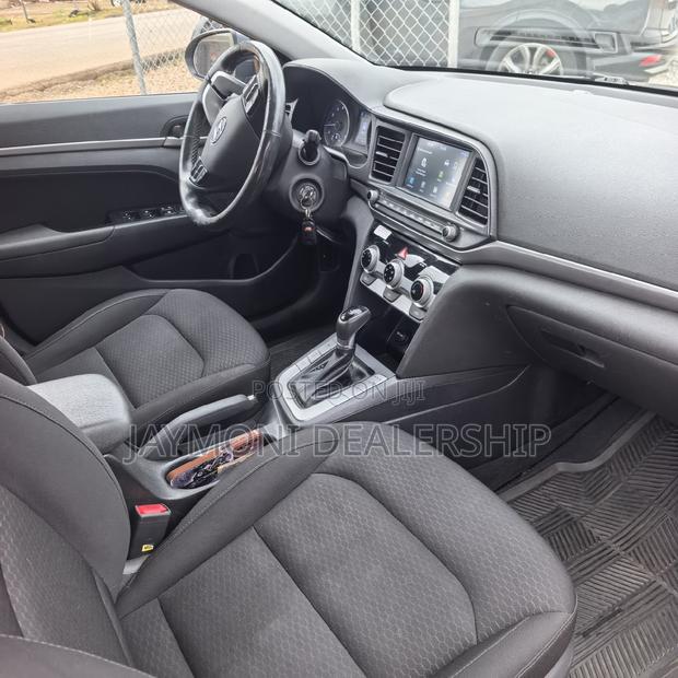 Hyundai Elantra 2019 Gray