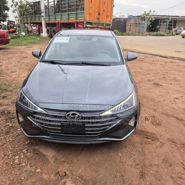 Hyundai Elantra 2019 Gray