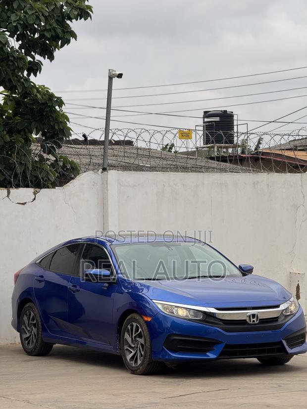 Honda Civic EX 4dr Sedan (2.0L 4cyl) 2017 Blue