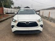 Toyota Highlander XLE 2021 White for sale