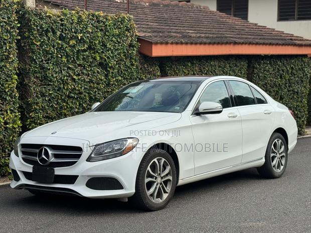 Mercedes-Benz C300 2017 White