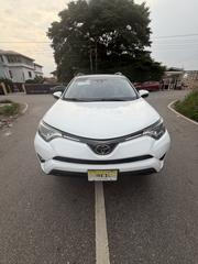 Toyota RAV4 2017 White for sale