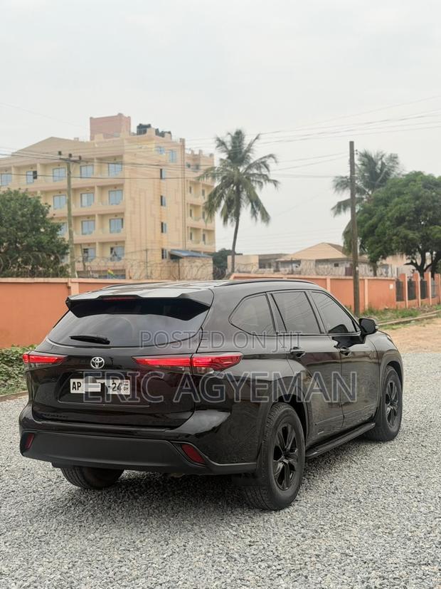 Toyota Highlander 2021 Black