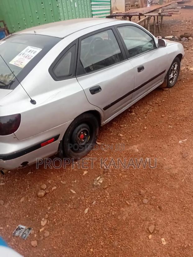 Hyundai Elantra 2006 Silver