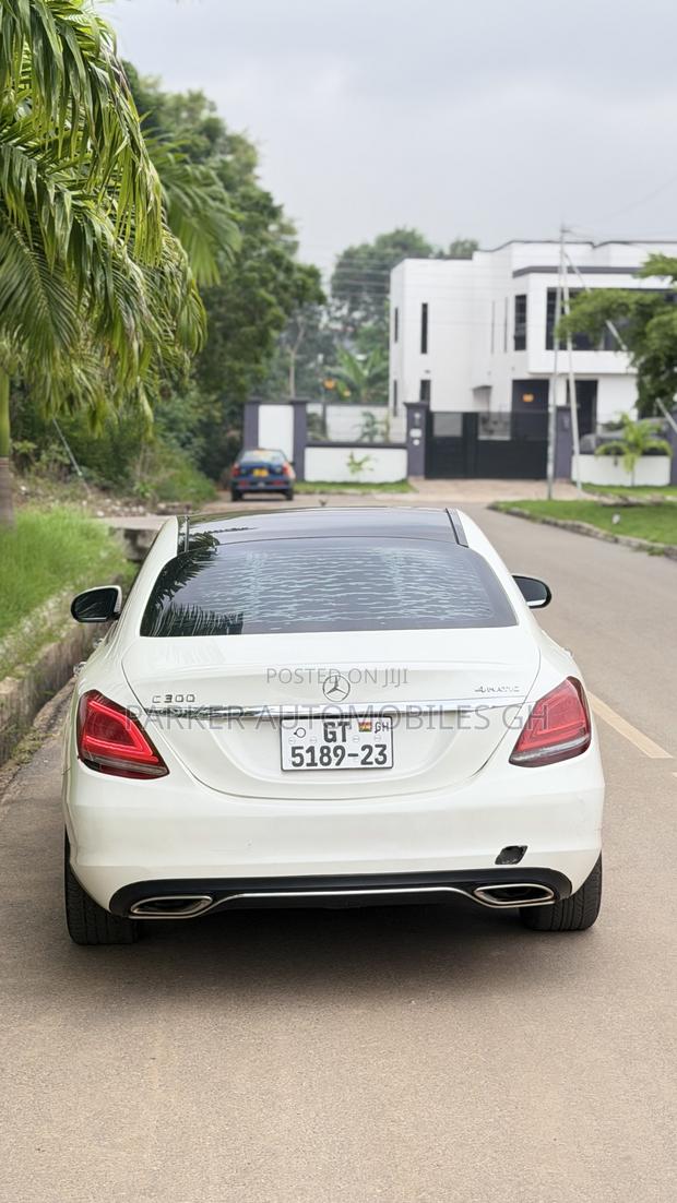 Mercedes-Benz C300 Luxury 4Matic Sedan AWD (2.0L 4cyl 7A) 2016 White