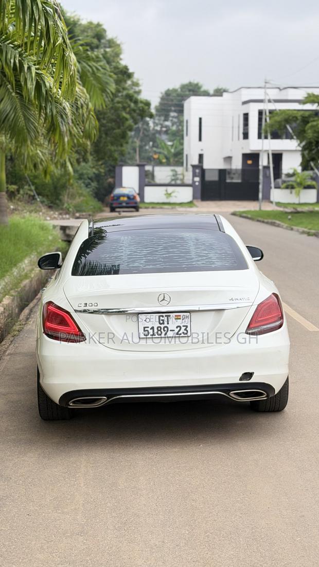 Mercedes-Benz C300 Luxury 4Matic Sedan AWD (2.0L 4cyl 7A) 2016 White