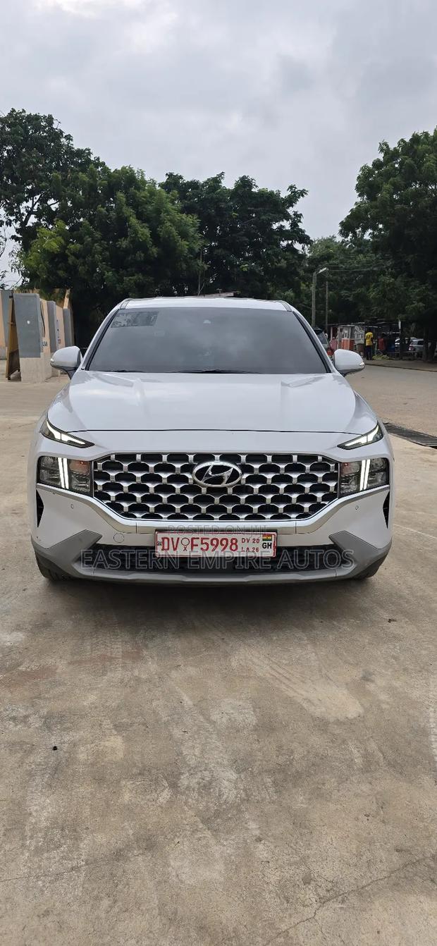 Hyundai Santa Fe Limited 2022 White