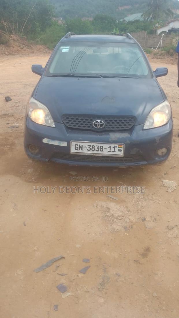 Toyota Matrix Hatchback FWD (1.8L 4cyl 5M) 2010 Blue