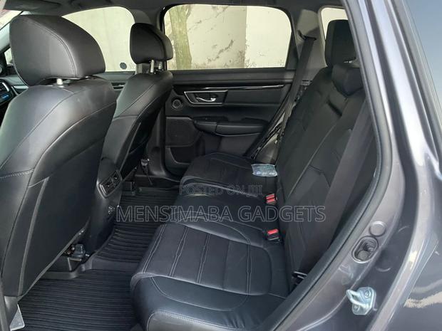 Honda CR-V Touring 2022 Gray