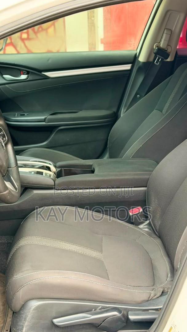 Honda Civic EX 4dr Sedan (2.0L 4cyl) 2017 White