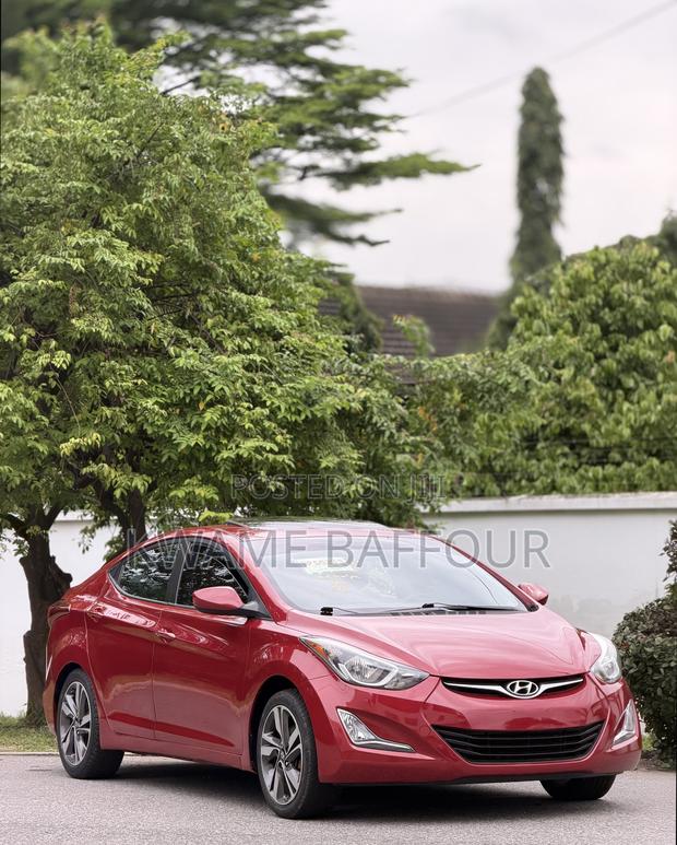 Hyundai Elantra 2016 Red