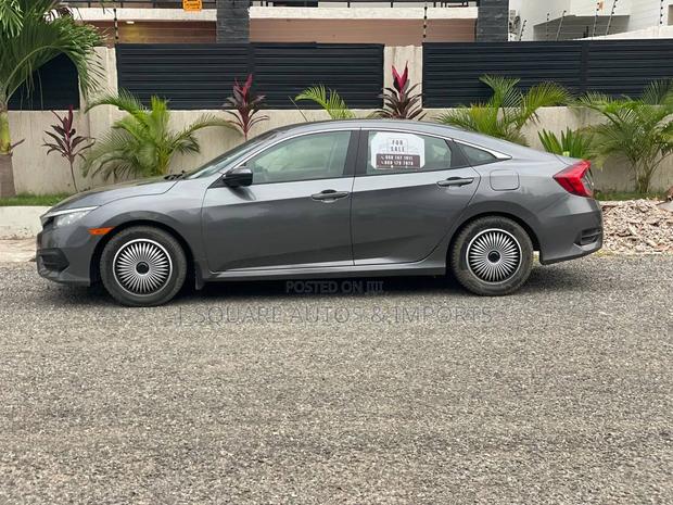 Honda Civic LX 2dr Coupe (2.0L 4cyl) 2016 Silver