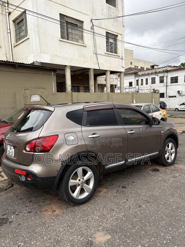 Nissan Dualis 2005 Gray