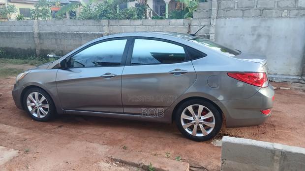Hyundai Accent GLS 2013 Gray