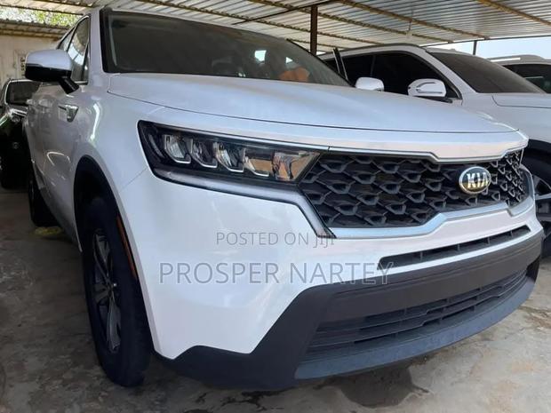 Kia Sorento 2021 White