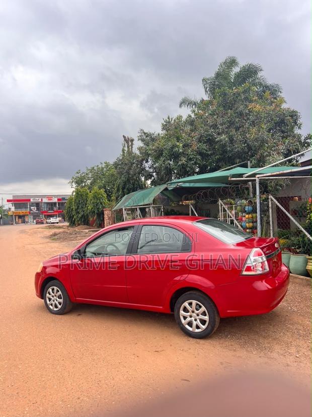 Chevrolet Aveo 2010 Red