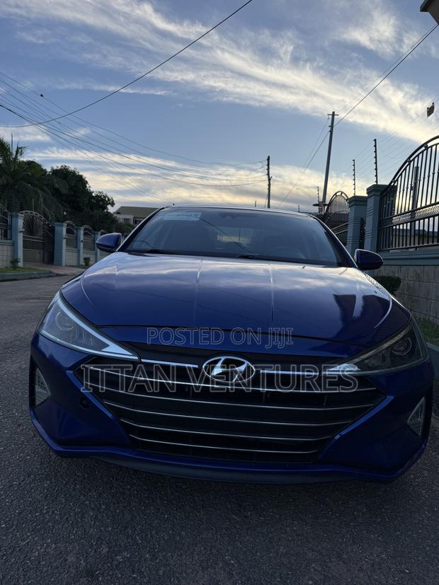 Hyundai Elantra 2020 Blue