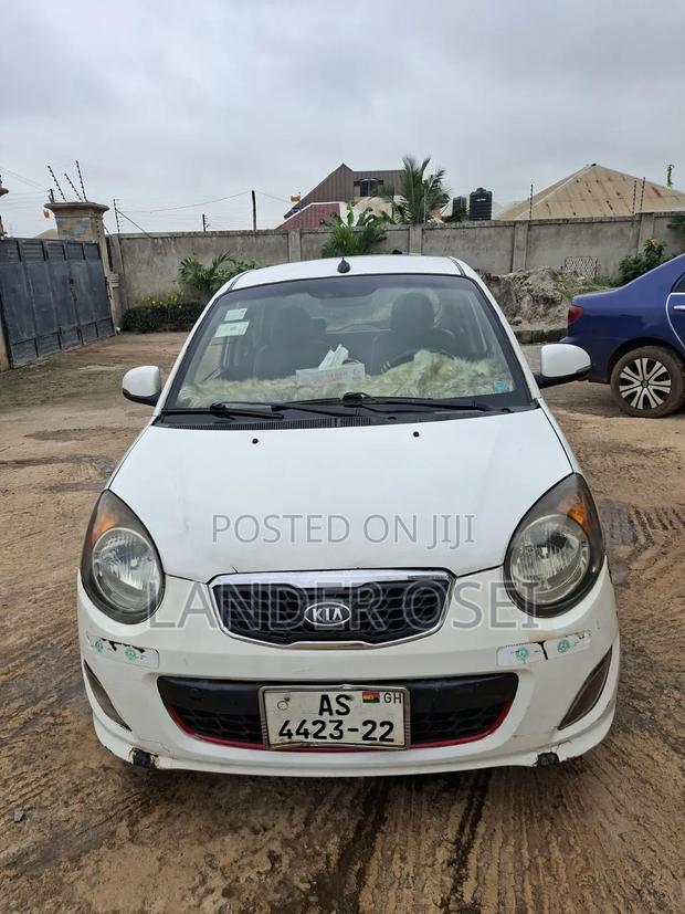 Kia Morning 2011 White