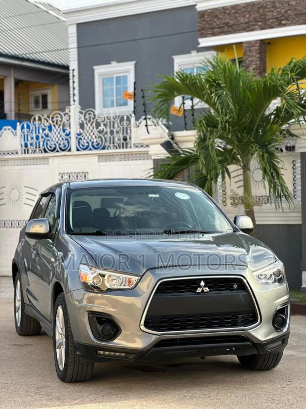 Mitsubishi Outlander 2015 Silver