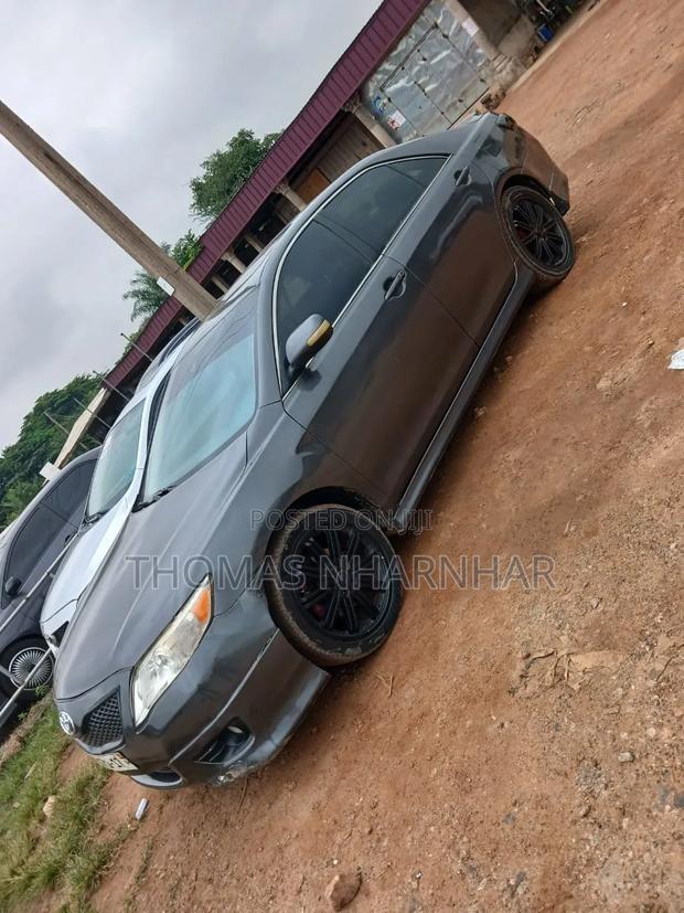 Toyota Camry 2010 Gray