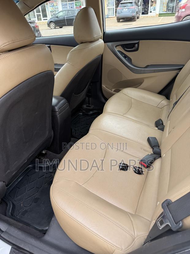 Hyundai Elantra Limited 2012 White