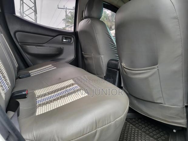 Mitsubishi L200 2018 White
