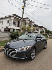 Hyundai Elantra SE Sedan FWD (2.0L 4cyl 6M) 2017 Gray for sale