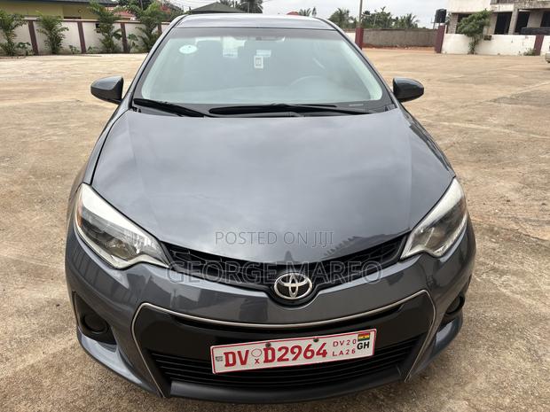 Toyota Corolla 2016 Gray